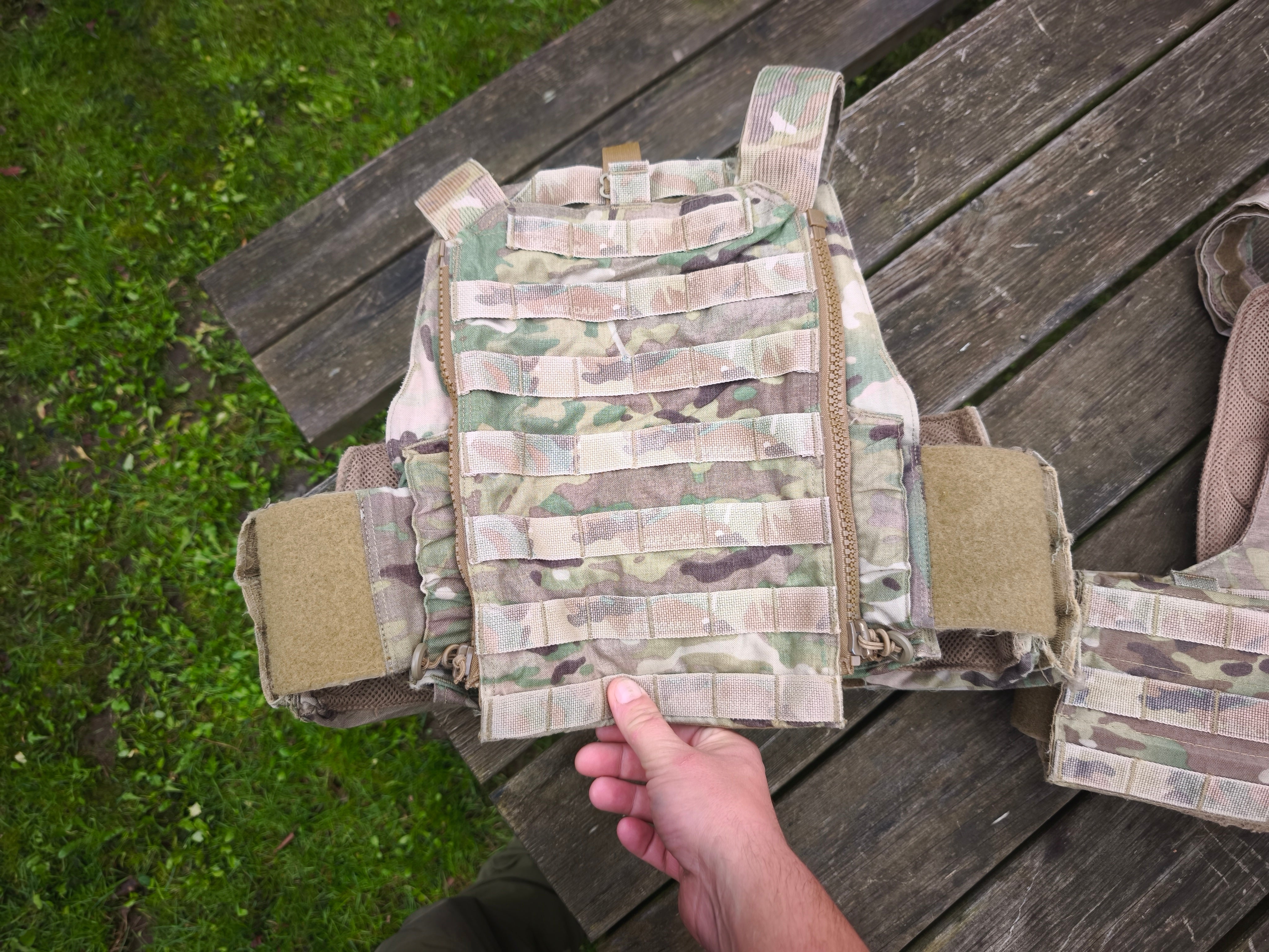 TYR PICO Platecarrier fra det danske forsvar, Multicam