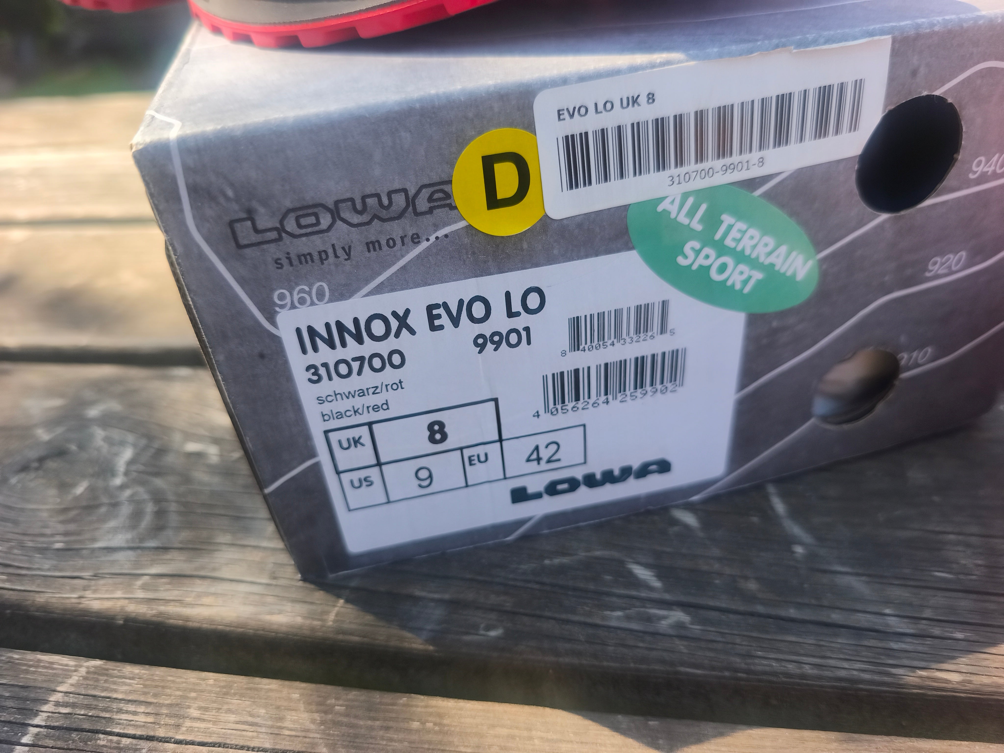 Lowa Innox Lo, størrelse 42,5, rød/sort